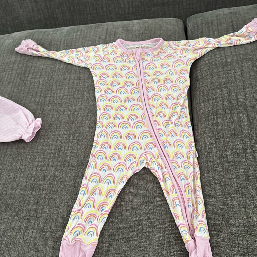 Iittle sleepies size 3-6 months